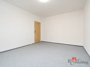 Prodej bytu 2+1, Plzeň - Skvrňany, Křimická, 52 m2