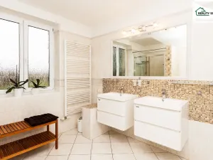 Prodej rodinného domu, Třebeň - Nový Drahov, 339 m2