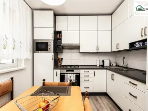 Prodej bytu 3+1, Cheb, Dvořákova, 71 m2