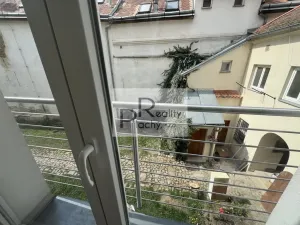 Pronájem bytu 3+kk, Znojmo, Divišovo náměstí, 81 m2