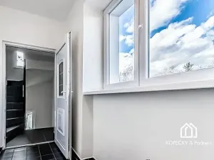 Pronájem bytu 2+kk, Praha - Vinoř, Moravanská, 47 m2