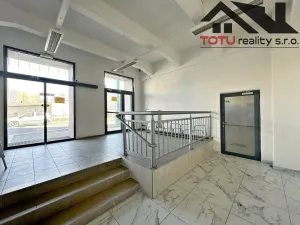 Pronájem obchodního prostoru, Jaroměř, Husova, 200 m2