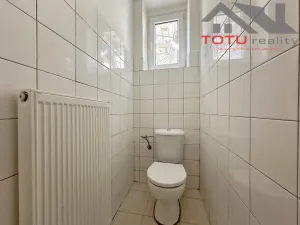 Pronájem obchodního prostoru, Jaroměř, Husova, 205 m2
