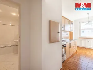 Prodej bytu 2+1, Zlín, Středová, 57 m2