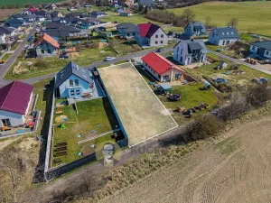 Prodej pozemku pro bydlení, Hrobce, Pod Skalou, 715 m2