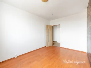 Pronájem bytu 3+1, Praha - Horní Měcholupy, Milánská, 82 m2