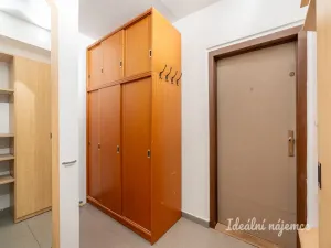 Pronájem bytu 3+1, Praha - Horní Měcholupy, Milánská, 82 m2