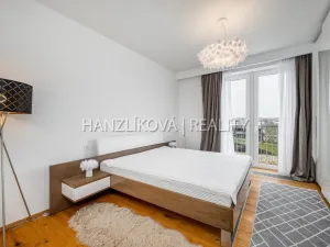 Prodej bytu 6+kk a větší, České Budějovice - České Budějovice 2, Volejbalistů, 303 m2