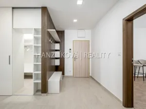 Prodej bytu 6+kk a větší, České Budějovice - České Budějovice 2, Volejbalistů, 303 m2