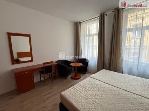 Pronájem bytu 1+kk, Mariánské Lázně, Nehrova, 35 m2