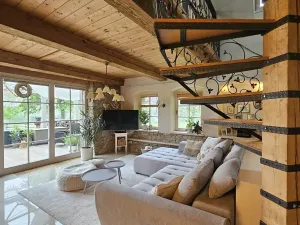 Prodej rodinného domu, Křišťanov, 420 m2