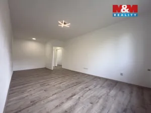 Prodej bytu 3+1, Karviná - Hranice, Čsl. armády, 74 m2