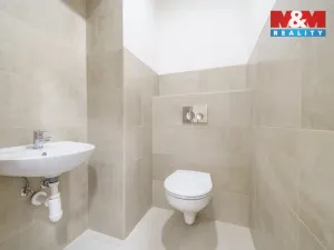 Prodej bytu 3+kk, Karlovy Vary, Raisova, 72 m2