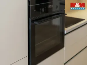 Prodej bytu 3+kk, Karlovy Vary, Raisova, 72 m2