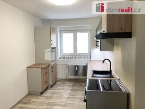 Pronájem bytu 2+1, Frenštát pod Radhoštěm, Školská čtvrť, 64 m2