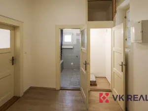 Pronájem bytu 2+kk, Praha - Břevnov, Bělohorská, 44 m2