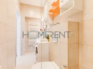 Pronájem bytu 2+1, Praha - Malešice, Bakalářská, 40 m2