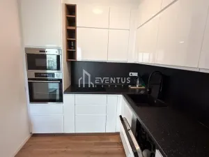Pronájem bytu 2+kk, Praha - Libeň, Menclova, 53 m2
