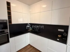 Pronájem bytu 2+kk, Praha - Libeň, Menclova, 53 m2