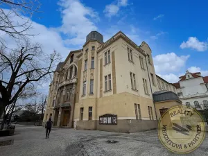 Prodej bytu 2+kk, Praha - Libeň, Zenklova, 39 m2