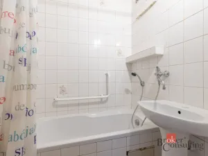 Prodej bytu 3+1, Břeclav - Poštorná, Hájová, 74 m2