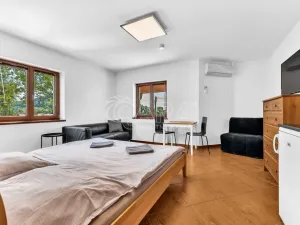 Prodej ubytování, Mikulov, Gagarinova, 712 m2