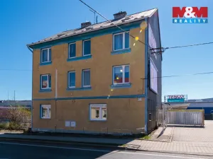 Prodej bytu 1+1, Karlovy Vary - Dvory, Chebská, 53 m2