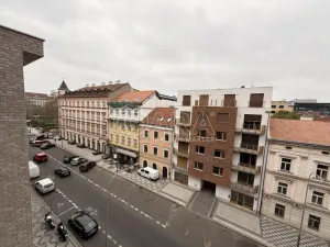 Pronájem bytu 1+kk, Praha - Karlín, Křižíkova, 33 m2