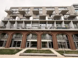 Pronájem bytu 1+kk, Praha - Karlín, Křižíkova, 33 m2