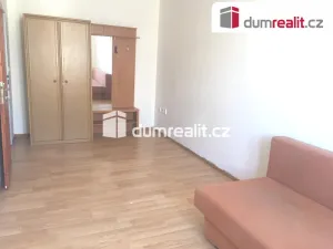 Pronájem bytu 3+kk, Praha - Kobylisy, Zenklova, 55 m2