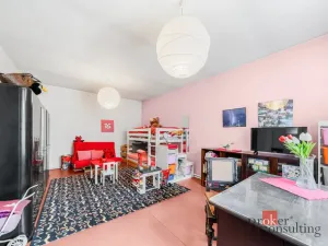 Prodej rodinného domu, Dolany, 198 m2