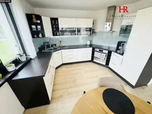 Pronájem rodinného domu, Bystřice, 200 m2