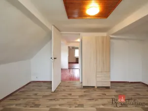 Prodej rodinného domu, Karlovice - Sedmihorky, 175 m2