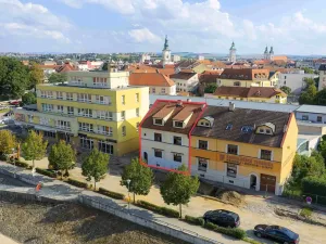 Prodej činžovního domu, Uherské Hradiště, Svatojiřské nábřeží, 293 m2