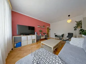 Prodej bytu 2+1, Praha - Hostivař, Horolezecká, 52 m2