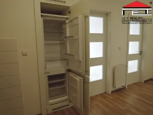 Pronájem bytu 3+kk, Praha - Nusle, Táborská, 78 m2