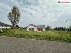 Prodej pozemku pro bydlení, Přítluky, Dlouhá, 1269 m2