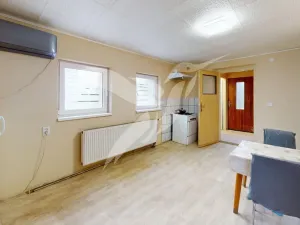 Pronájem chaty, Plzeň, Výsluní, 60 m2