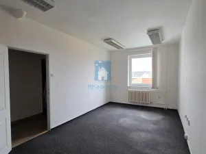 Pronájem kanceláře, Plzeň, Hálkova, 125 m2