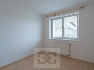 Pronájem bytu 2+kk, Praha - Hostivař, Bratislavská, 43 m2