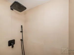 Prodej bytu 2+kk, Praha - Holešovice, U městských domů, 50 m2