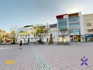 Pronájem obchodního prostoru, Zlín, náměstí Míru, 55 m2