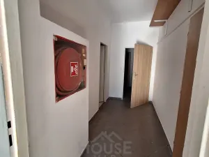 Prodej obchodního prostoru, Harrachov, 58 m2
