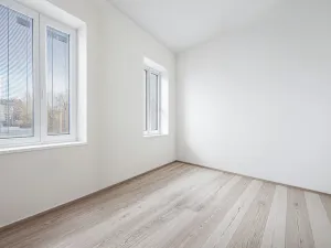 Prodej bytu 2+kk, Brno - Jehnice, náměstí 3. května, 80 m2