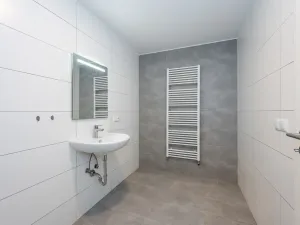 Prodej bytu 2+kk, Brno - Jehnice, náměstí 3. května, 80 m2