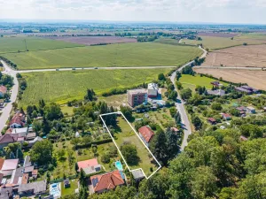 Prodej pozemku pro bydlení, Holice, Pod Parkem, 1775 m2