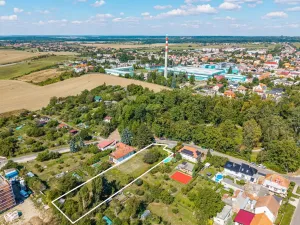 Prodej pozemku pro bydlení, Holice, Pod Parkem, 1775 m2