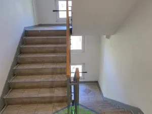 Prodej bytu 2+kk, Praha - Hlubočepy, Pivcova, 41 m2