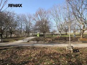 Pronájem bytu 2+1, Praha - Malešice, Troilova, 53 m2