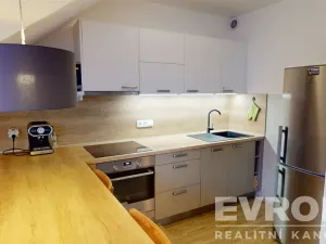 Pronájem bytu 3+kk, Vrchlabí, Na Výšině, 71 m2